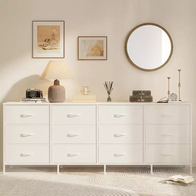 Meuble TV de 70 po avec 12 tiroirs en tissu et station de recharge, long meuble de divertissement pour téléviseur jusqu'à 80 po, table console multimédia pour salon