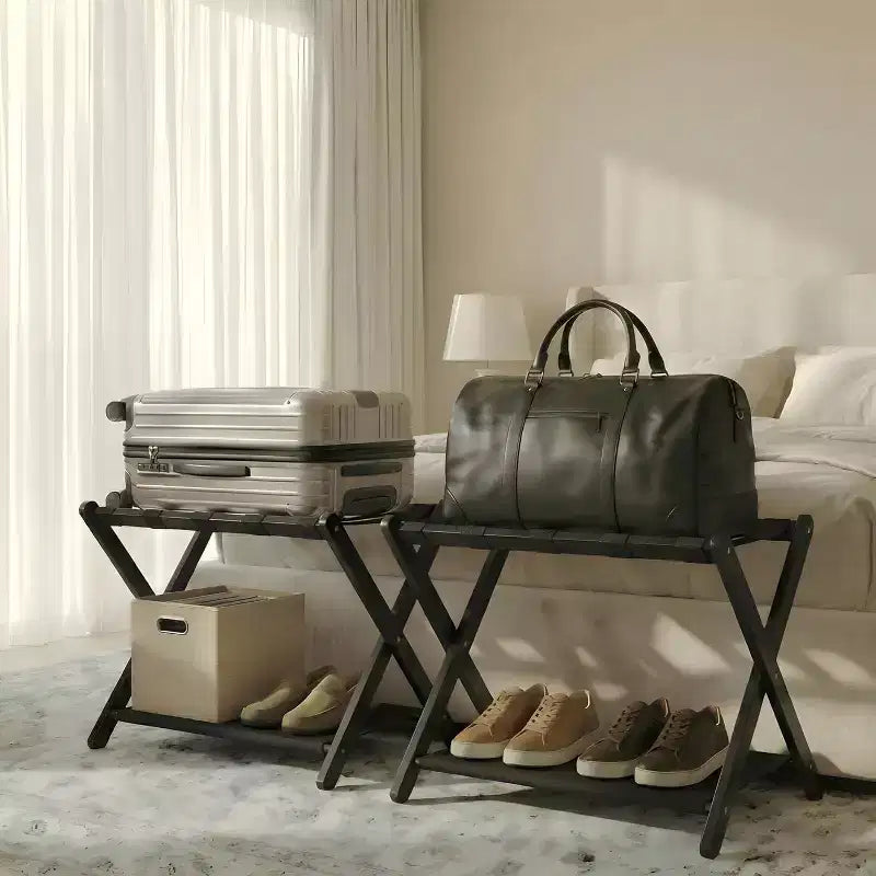 Porte-bagages pliant à 2 niveaux, support de valise en bambou avec sangles en nylon, support peu encombrant pour chambre d'amis supportant jusqu'à 50 kg