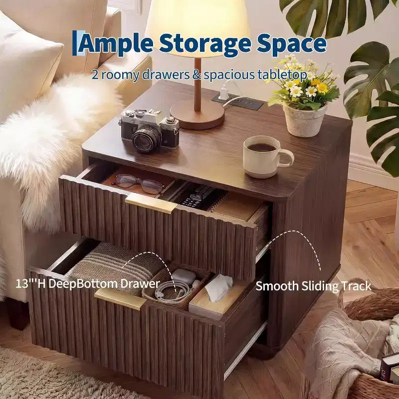 Table de chevet cannelée de 58,4 cm, 2 tiroirs en bois avec station de recharge, poignée en métal et profil incurvé, table d'appoint moderne pour chambre/salon