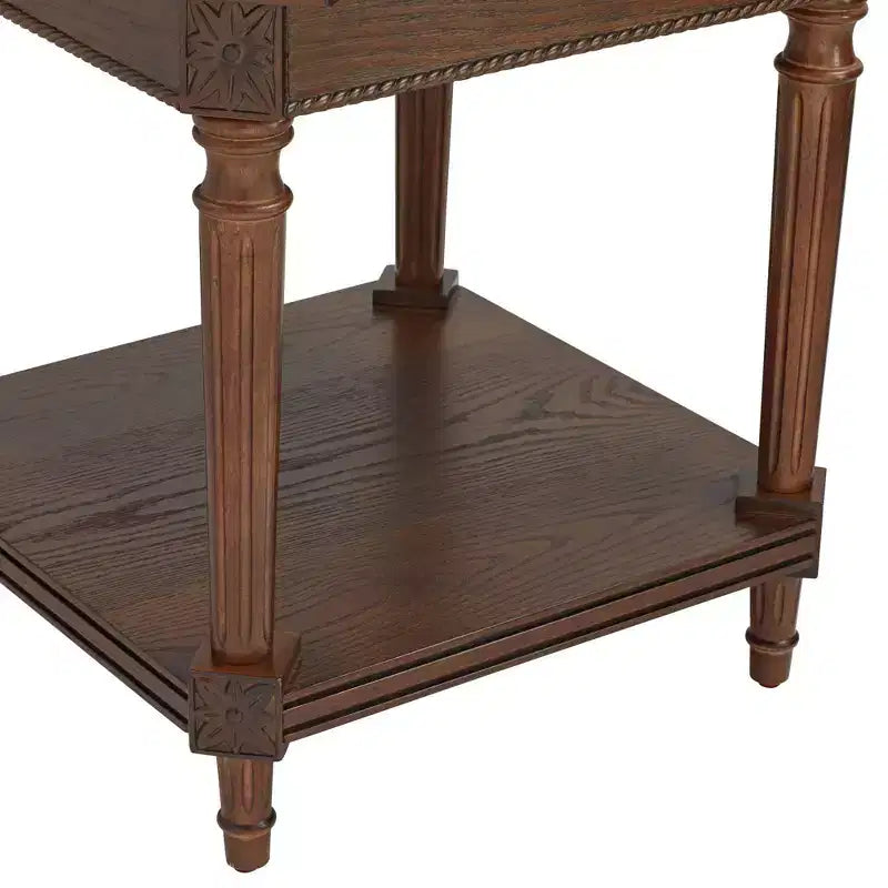Table d'appoint carrée Regency Hill Pullman 22" en bois de noyer vieilli