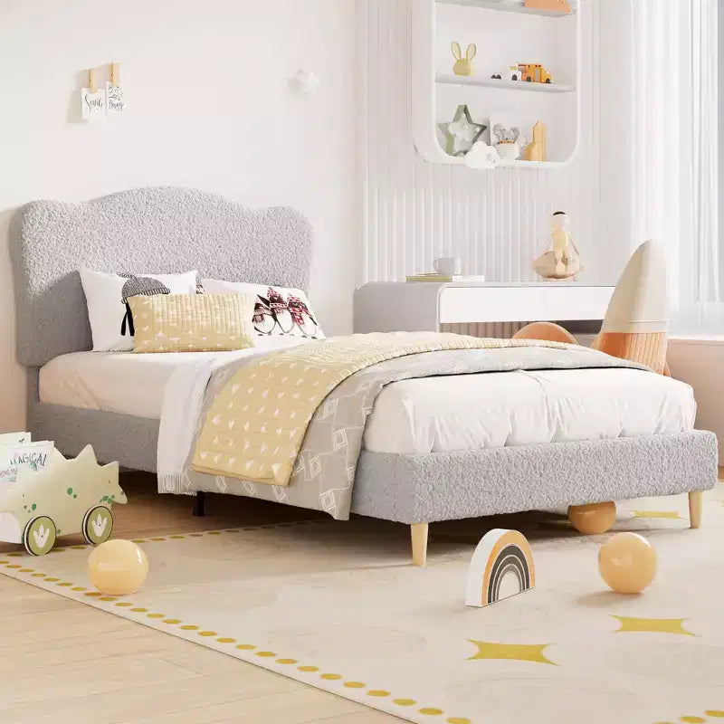 Cadre de lit rembourré pleine grandeur pour enfants, lit douillet en polaire pour filles avec tête de lit festonnée, support à lattes en bois, pas besoin de sommier.