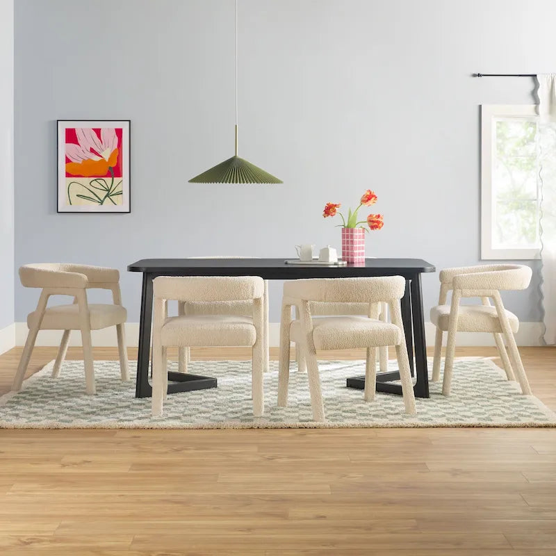 Table de salle à manger en bois massif avec chaises entièrement rembourrées