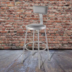 Hampden Furnishings Lot de 2 tabourets de bar 76 cm avec dossier collection Otto, gris : Vinyle rembourré, cadre en acier, capacité 136 kg