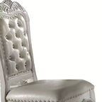 Acme Furniture Chaise de salle à manger Dresden 63,5 cm Tissu et finition blanc cassé : Revêtement en cuir, cadre en bois, accoudoirs, nettoyage localisé