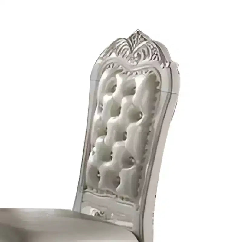 Acme Furniture Chaise de salle à manger Dresden 63,5 cm Tissu et finition blanc cassé : Revêtement en cuir, cadre en bois, accoudoirs, nettoyage localisé