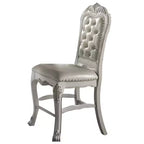 Acme Furniture Chaise de salle à manger Dresden 63,5 cm Tissu et finition blanc cassé : Revêtement en cuir, cadre en bois, accoudoirs, nettoyage localisé