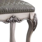 Fauteuil d'appoint Dresden 21" en PU blanc os vieilli - Acme Furniture : Élégant tabouret de coiffeuse, sans accoudoirs, revêtement en cuir