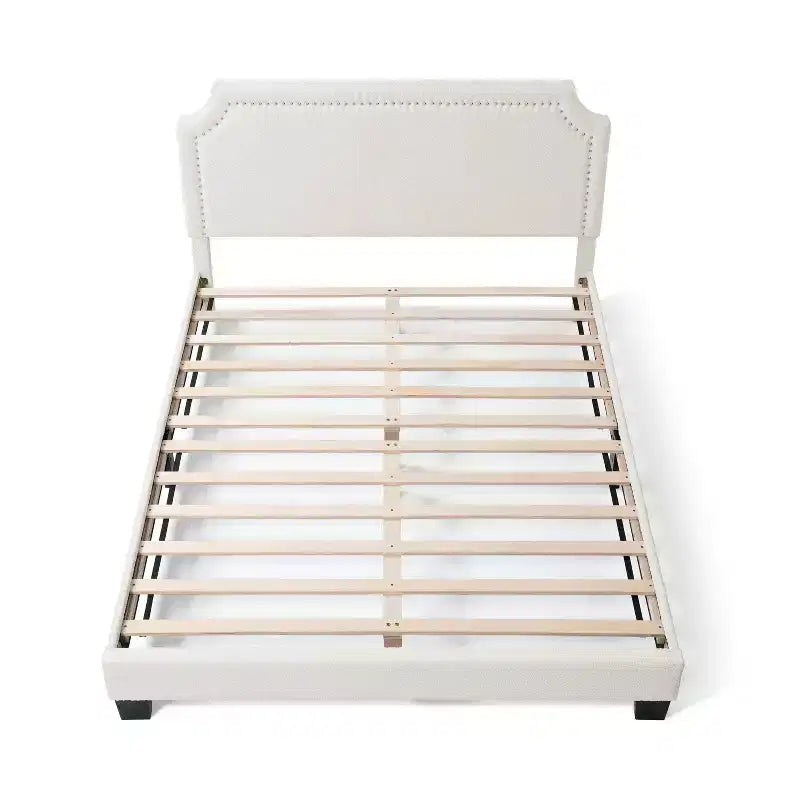 Lit plate-forme moderne Queen Heartwild en tissu bouclé blanc avec clous et tapissé, magasin ouvert 24h/24, 7j/7 : polyester, cadre en bois, sommier tapissier non requis