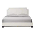 Lit plate-forme moderne Queen Heartwild en tissu bouclé blanc avec clous et tapissé, magasin ouvert 24h/24, 7j/7 : polyester, cadre en bois, sommier tapissier non requis