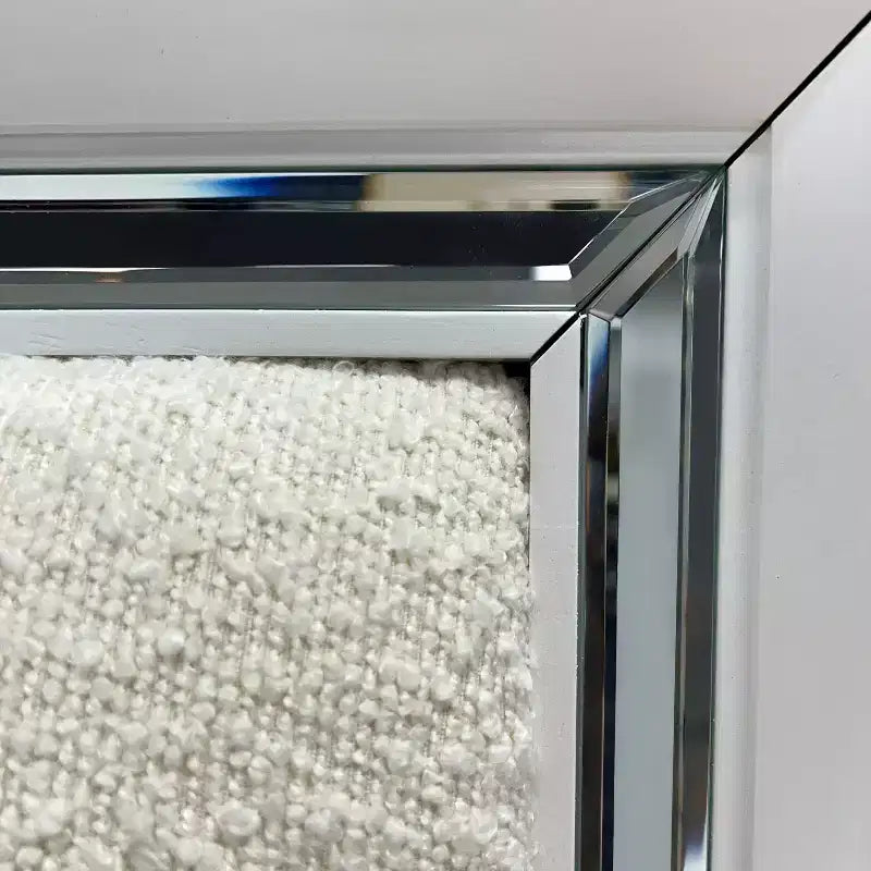 Lit Queen 162 cm Tarian Boucle Blanc Perle - Acme Furniture : Tête de lit LED, Pied de lit de rangement