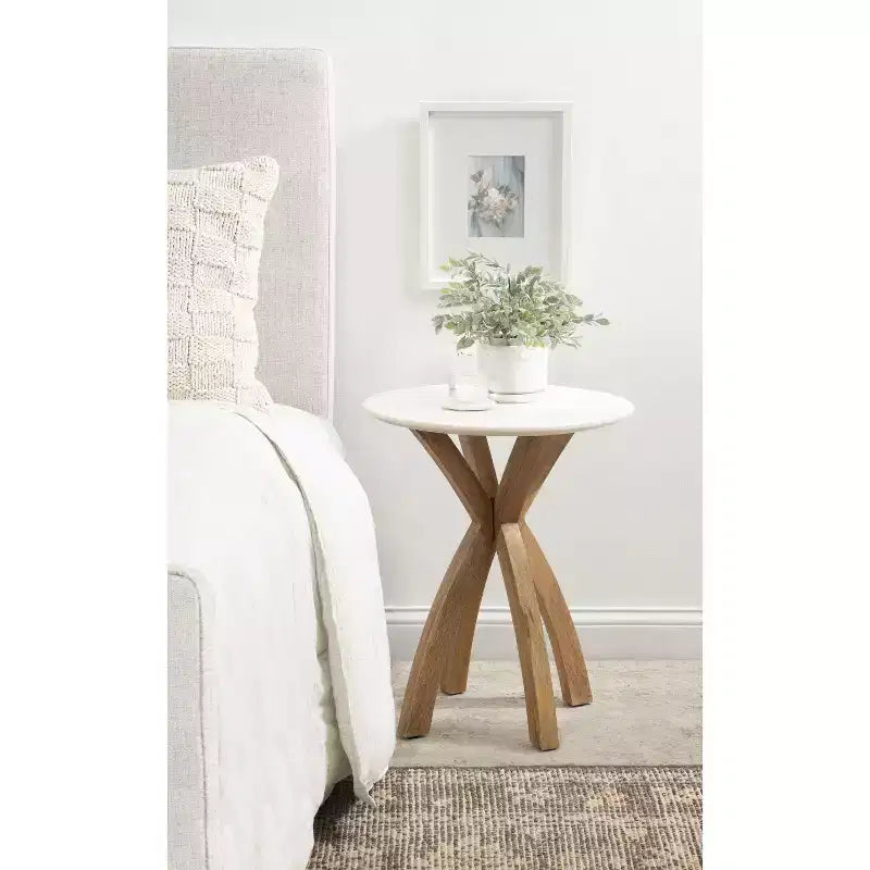 Table d'appoint ronde en bois Soleyn de Kate et Laurel, 20x20x24, Naturel