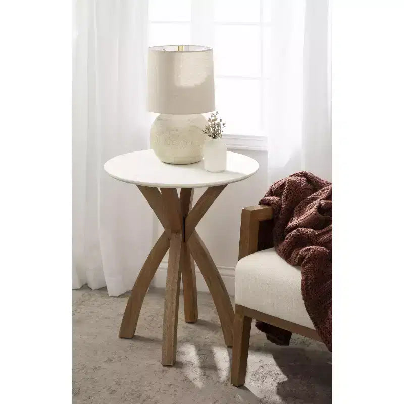 Table d'appoint ronde en bois Soleyn de Kate et Laurel, 20x20x24, Naturel