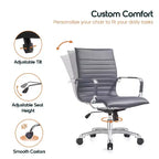 Chaise de bureau LeisureMod Harris dossier mi-hauteur, revêtement en cuir avec pivot, inclinaison et base chromée, siège de bureau moderne pour bureau à domicile ou salle de conférence