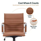 Chaise de bureau LeisureMod Harris dossier mi-hauteur, revêtement en cuir avec pivot, inclinaison et base chromée, siège de bureau moderne pour bureau à domicile ou salle de conférence