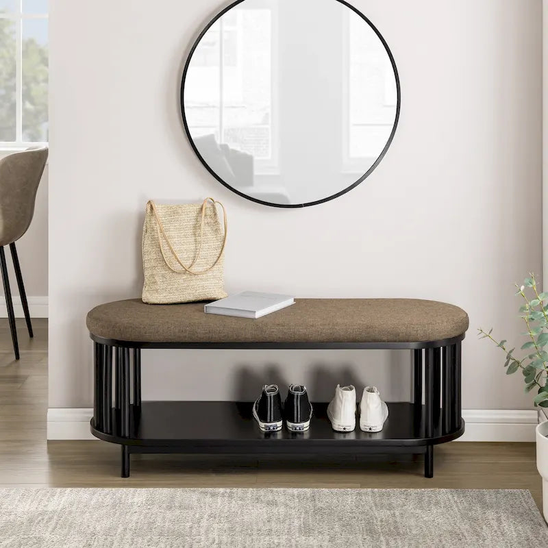 Banc de rangement Middlebrook Scandi avec plateau rembourré et étagère inférieure