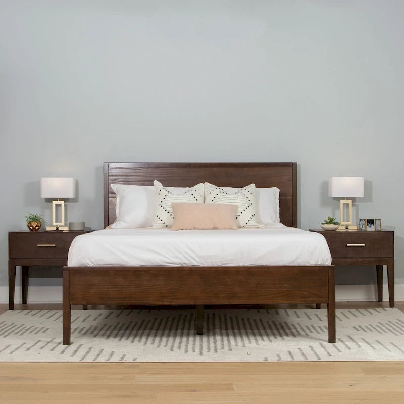 Ensemble de chambre à coucher 3 pièces « Plank and Beam » format grand lit avec 2 tables de chevet