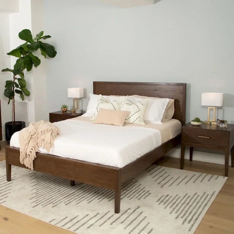 Ensemble de chambre à coucher 3 pièces « Plank and Beam » format grand lit avec 2 tables de chevet