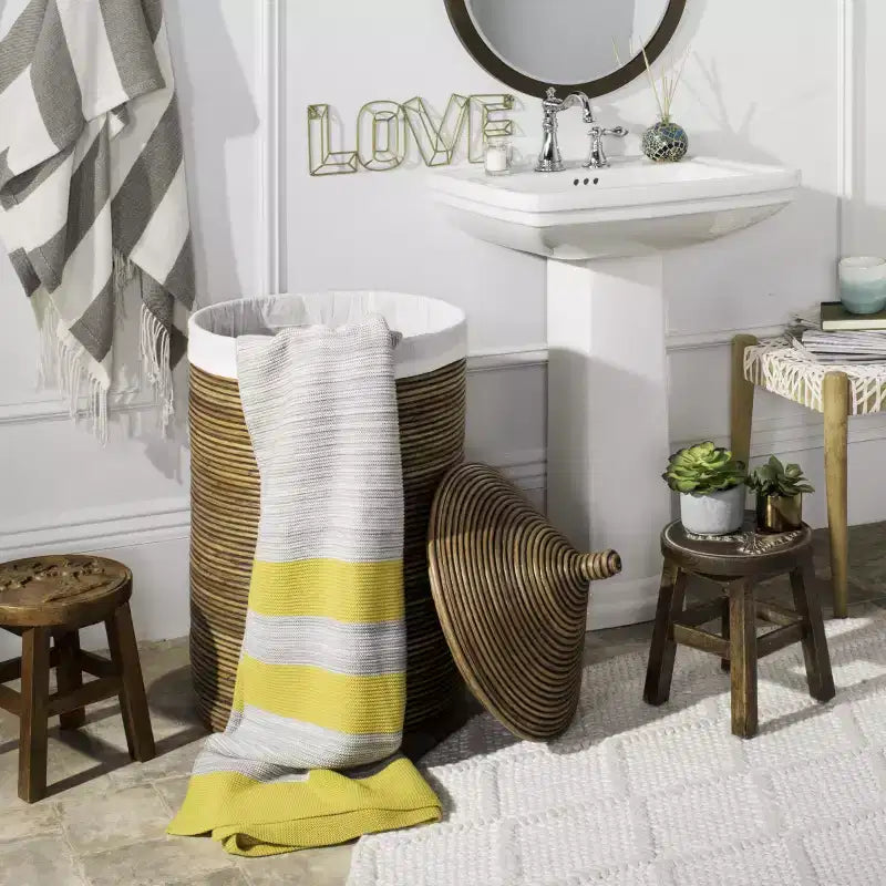 Panier à Linge Wellington avec Doublure – HAC6501 – Safavieh